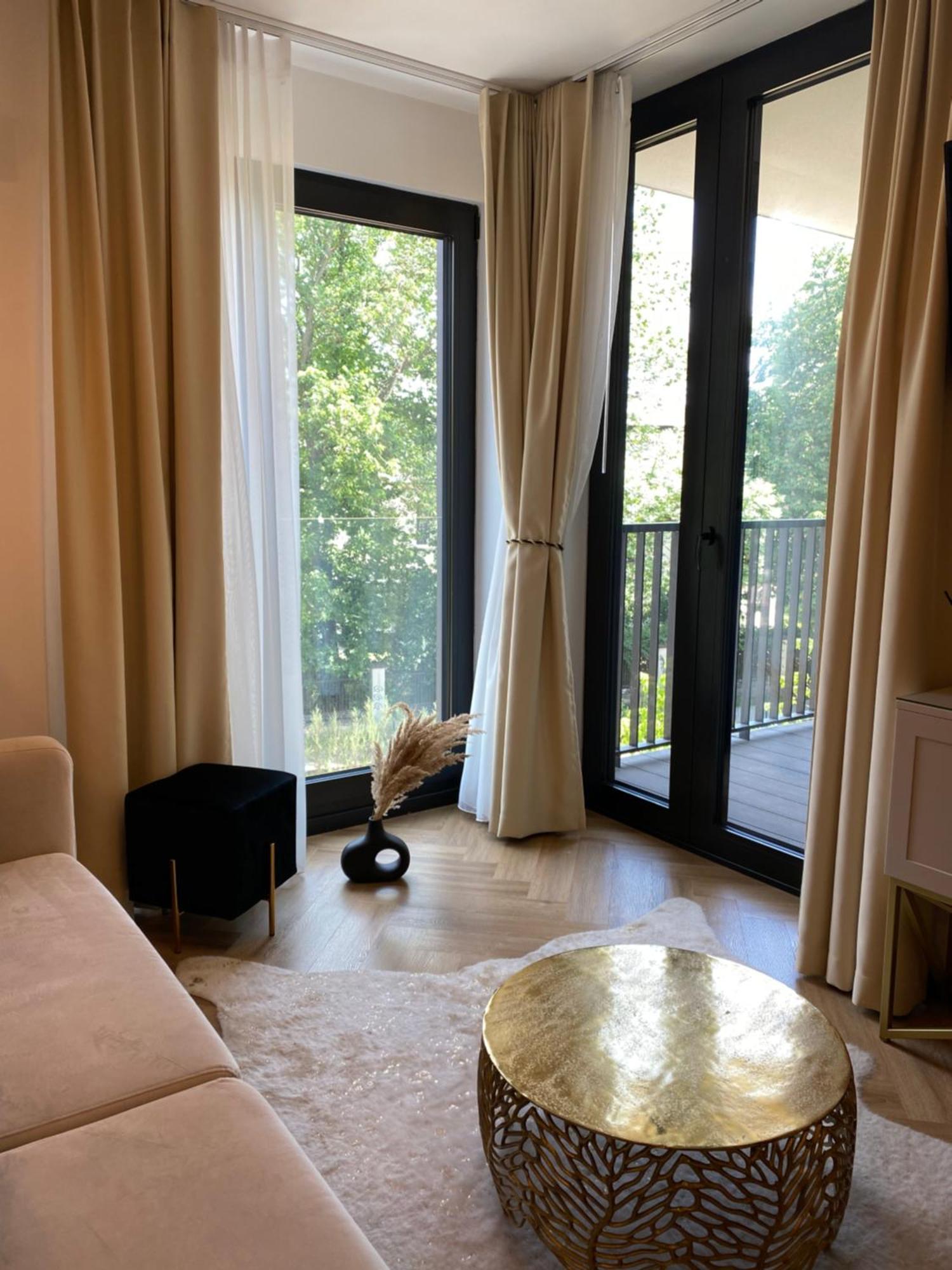 Lux Stays By Torres At K39 クラクフ エクステリア 写真